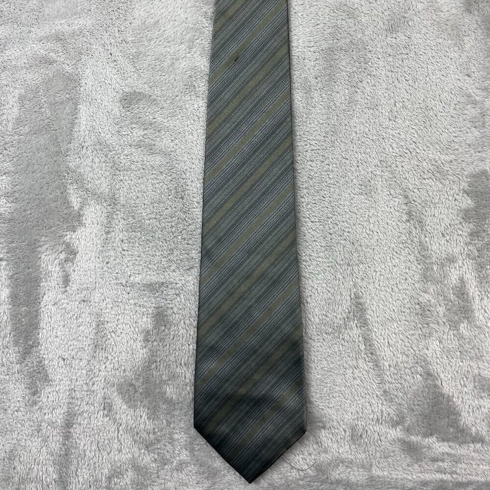 Perry Ellis Men's Classic 100% Silk Neck Tie